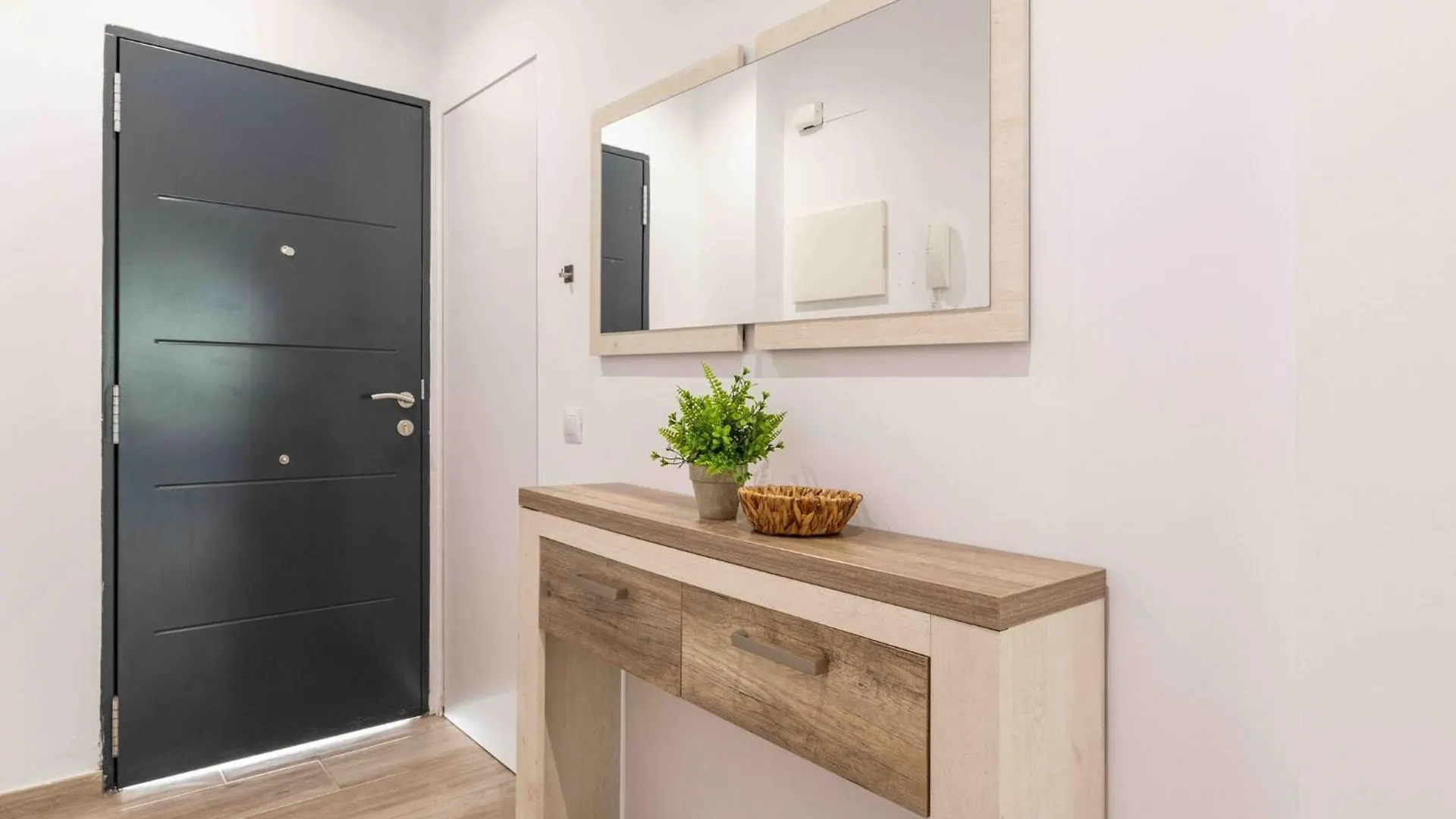 Varadero - Apartment In Fuengirola San Francisco  Spain